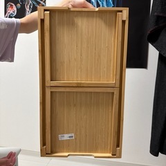 折りたたみテーブルの画像