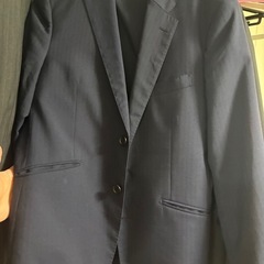 メンズ　スーツ　ネイビー
