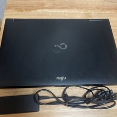 富士通　パソコンの画像