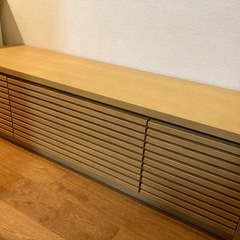 テレビ台