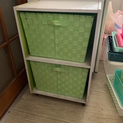 カラーボックス　収納ケース付き