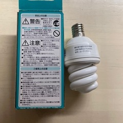 national  電球形蛍光灯 パルック色EFD10EN/8/E17 40W形の画像