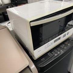 配送可能　保証付き 東芝 TOSHIBA スチームオーブンレンジ 石窯オーブン 23L グランホワイト ER-R6 Wの画像