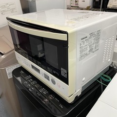 配送可能　保証付き 東芝 TOSHIBA スチームオーブンレンジ 石窯オーブン 23L グランホワイト ER-R6 Wの画像