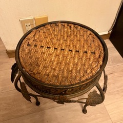 アンティーク調
花台の画像