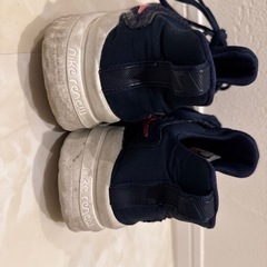 NIKE 23.5センチ　紺ピンクの画像