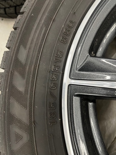 195/65r15スタッドレスタイヤホイール付き