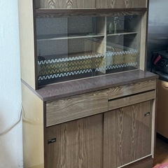 食器棚　昭和レトロ　掲載は6/27まで　