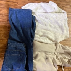 レディース、夏長袖ロンティ 、冬服パーカーとセーター ジーンズ、
