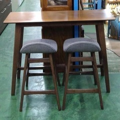 カウンターテーブルの画像