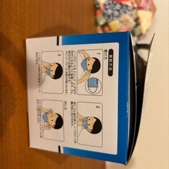 使い捨てマスク63枚　　不織布の画像