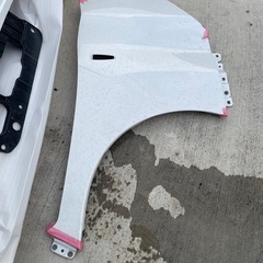 EKスペース　グリル　右フロントフェンダーの画像