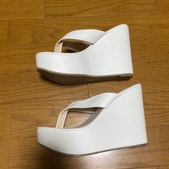 厚底サンダル　ホワイトの画像