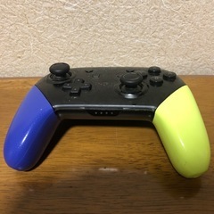 Nintendo Switch Proコントローラー