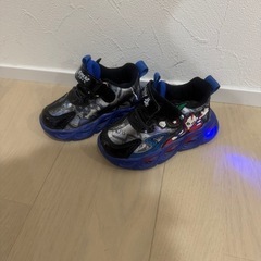 子供の光る靴13センチ