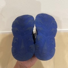 子供の光る靴13センチの画像