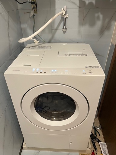 未使用に近いPanasonic パナソニック NA-SD10HAL-W ドラム洗濯乾燥機  