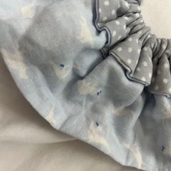 男の子新品同様ハンドメイドリバーシブルスタイ美品の画像