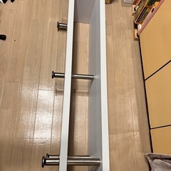 白色　テレビ台 横120cm 奥39.5cm 高29-30.5cmの画像