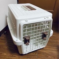 【超美品！】ペット用クレート・トラベルキャリー