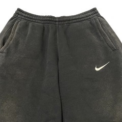 NIKE ナイキ 刺繍ロゴ ハーフパンツ ブラック Msizeの画像