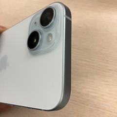 ほぼ新品！ iPhone15 128GB バッテリー100%の画像