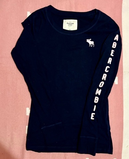 Abercrombie&Fitch アバクロンビーアンドフィッチ　ロンT