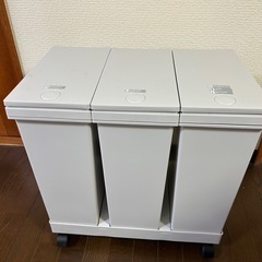 【ニトリ】蓋付き２０Lゴミ箱