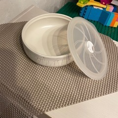 ふたつき食器の画像