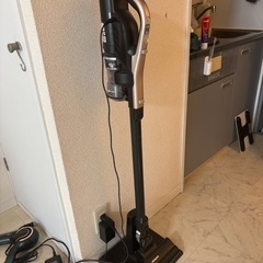 HITACHI 充電式掃除機