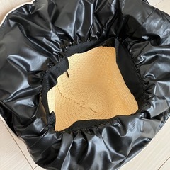 未使用＊ストラップ付き麦わら帽子の画像