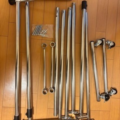アイリスオーヤマ　パイプハンガー　押入れハンガーラックの画像