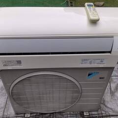 ダイキンエアコン F28STES　10畳～12畳 2016年製　...