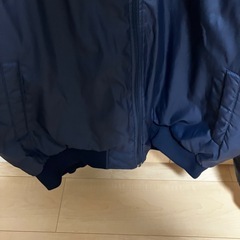 asicsウォームアップジャケットの画像
