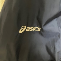 asicsウォームアップジャケットの画像