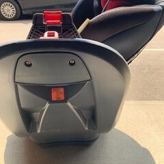 Aprica チャイルドシート 赤黒の画像