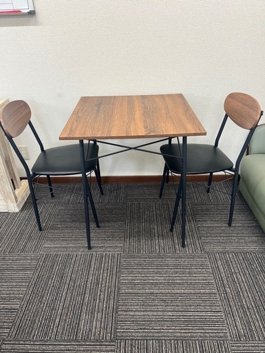 名古屋市内お届け無料ダイニングテーブル机椅子3点セット
