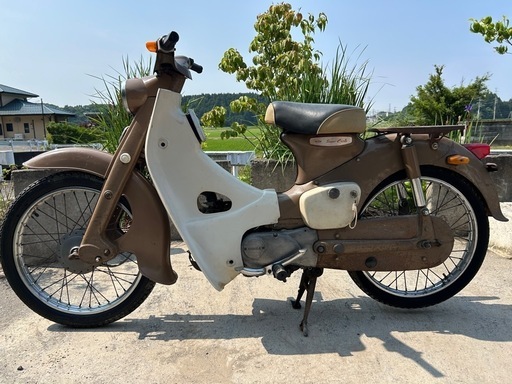 ホンダ スーパーカブ(茶カブ) C100 ピノキオ(？)