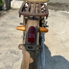 ホンダ スーパーカブ(茶カブ) C100 ピノキオ(？)の画像