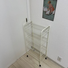 キャスター付きシンプルラック　さしあげますの画像