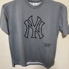 【NY ヤンキース メンズTシャツ L】