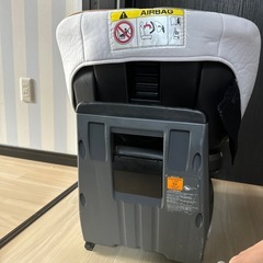 新生児コンビチャイルドシートの画像