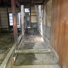 【熱田区】駅徒歩3分の路面店！　貸店舗　現状スケルトン　原状回復なしでオッケー！　団地目の前　人通り多し − 愛知県