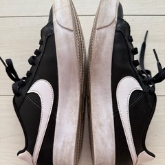 NIKE 靴　24.5cm　数回使用　最近洗いましたの画像