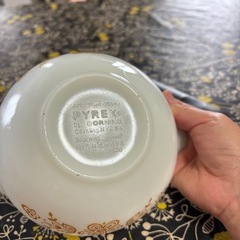 ビンテージ　old pyrex バタフライゴールド　シンデレラボウル SSサイズの画像