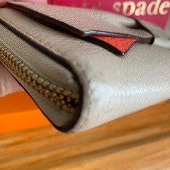 【値下げ】
Kate spade 長財布の画像
