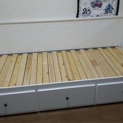 IKEA HEMNES ヘムネス　デイ ベッドフレーム