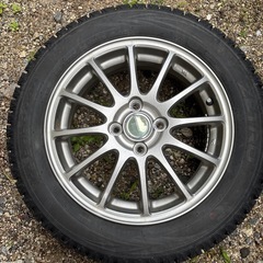175/65R15スタッドレスタイヤ 4本セット