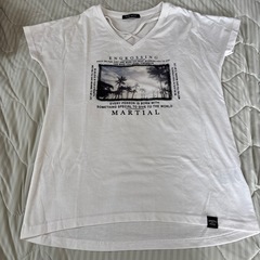 Tシャツ