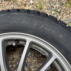 175/65R15スタッドレスタイヤ 4本セットの画像